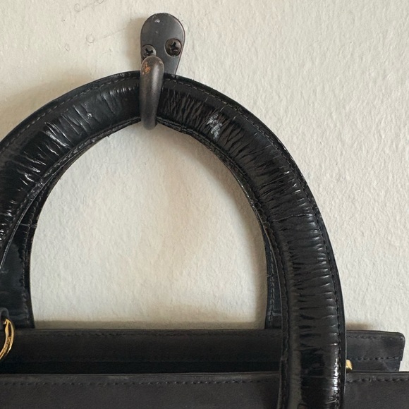 Vintage Salvatore Ferragamo Black Soft Leather/Suede Purse - Picture 4 of 15